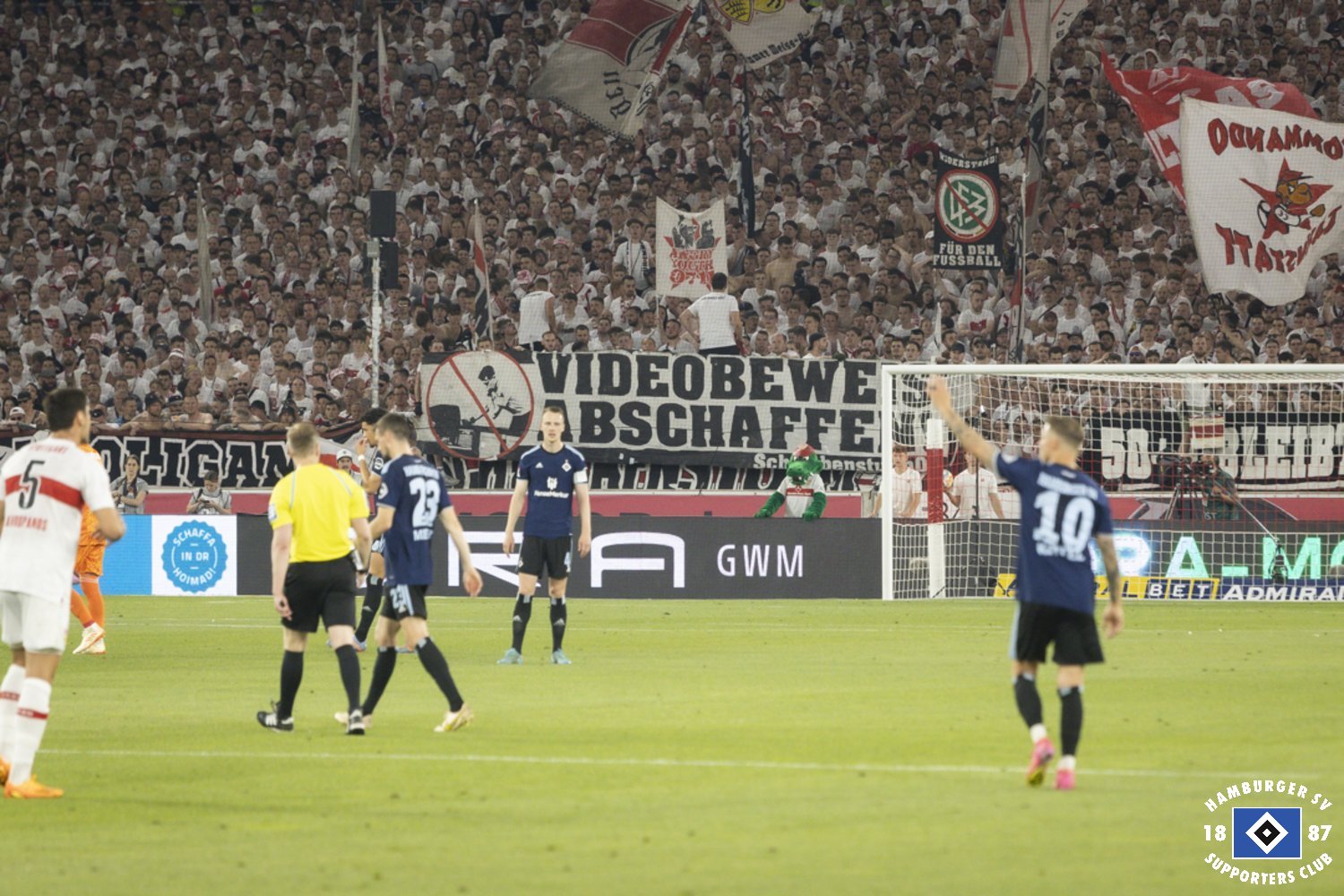 VfB Stuttgart – Hamburger SV 3-0 (21)