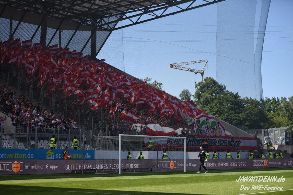 Rot-Weiss Essen – Rot-Weiß Oberhausen 2-0 (10)