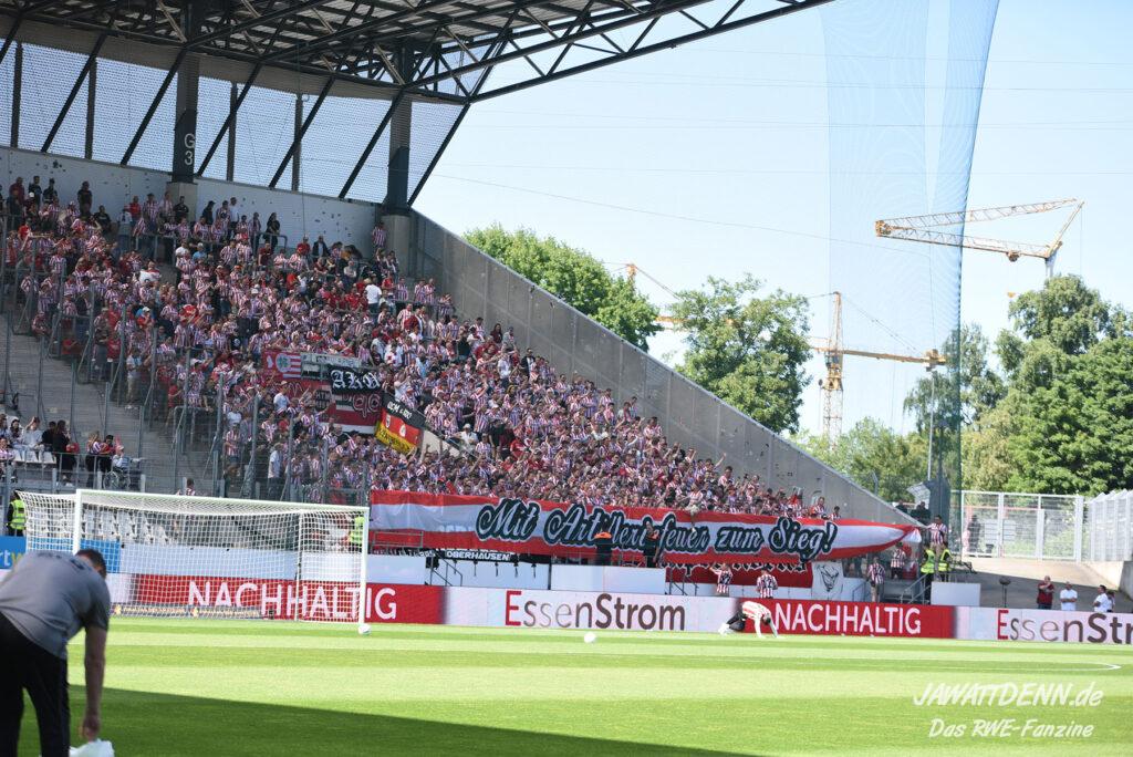 Rot-Weiss Essen – Rot-Weiß Oberhausen 2-0 (11)