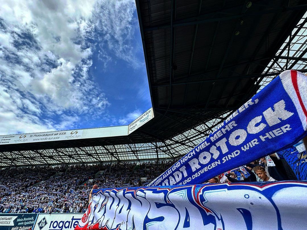 FC Hansa Rostock – FC Sevilla 2-1 (8)