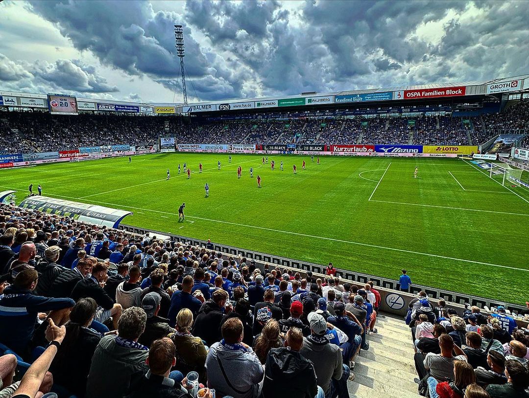 FC Hansa Rostock – FC Sevilla 2-1 (10)