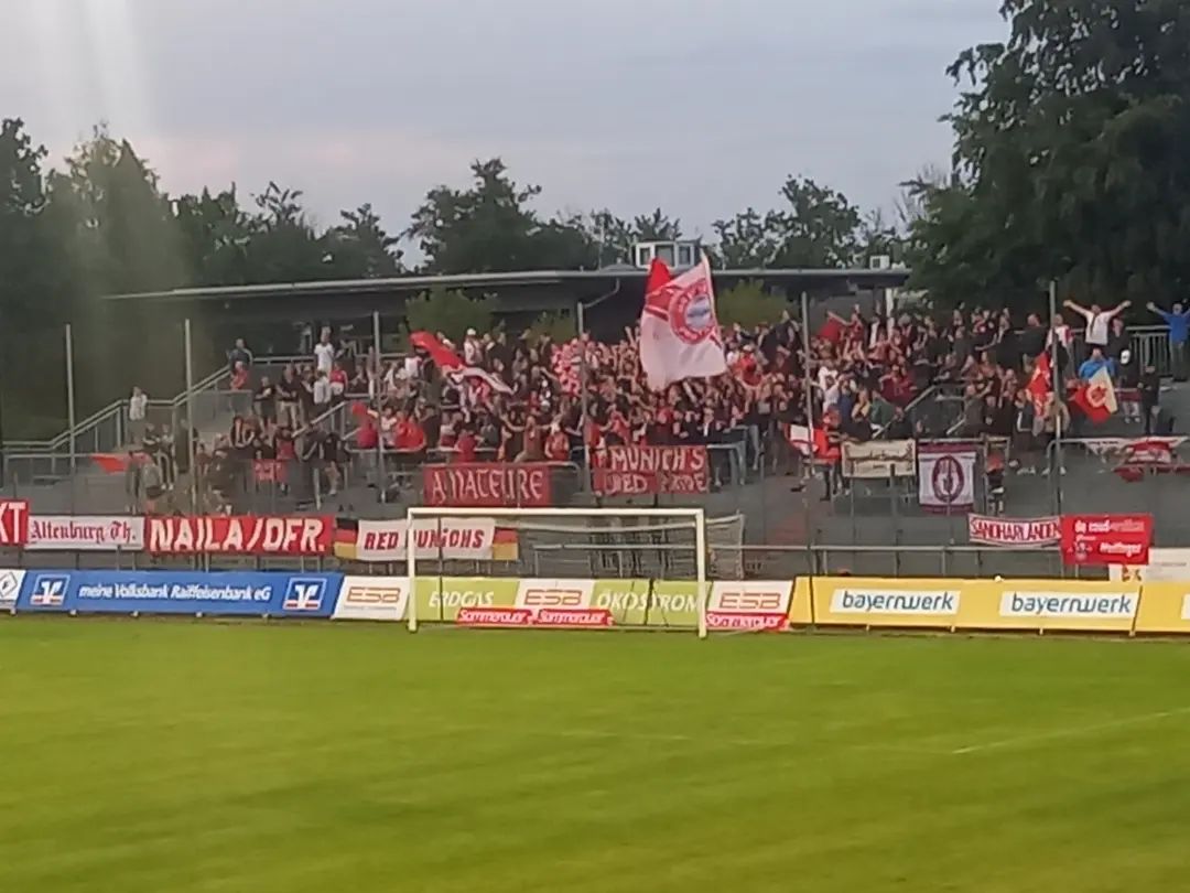 Wacker Burghausen – FC Bayern München II 3-3 (2)