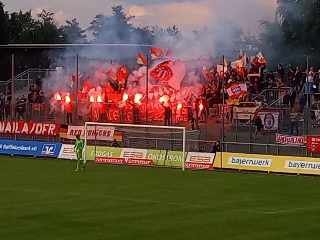 Wacker Burghausen – FC Bayern München II 3-3 (4)