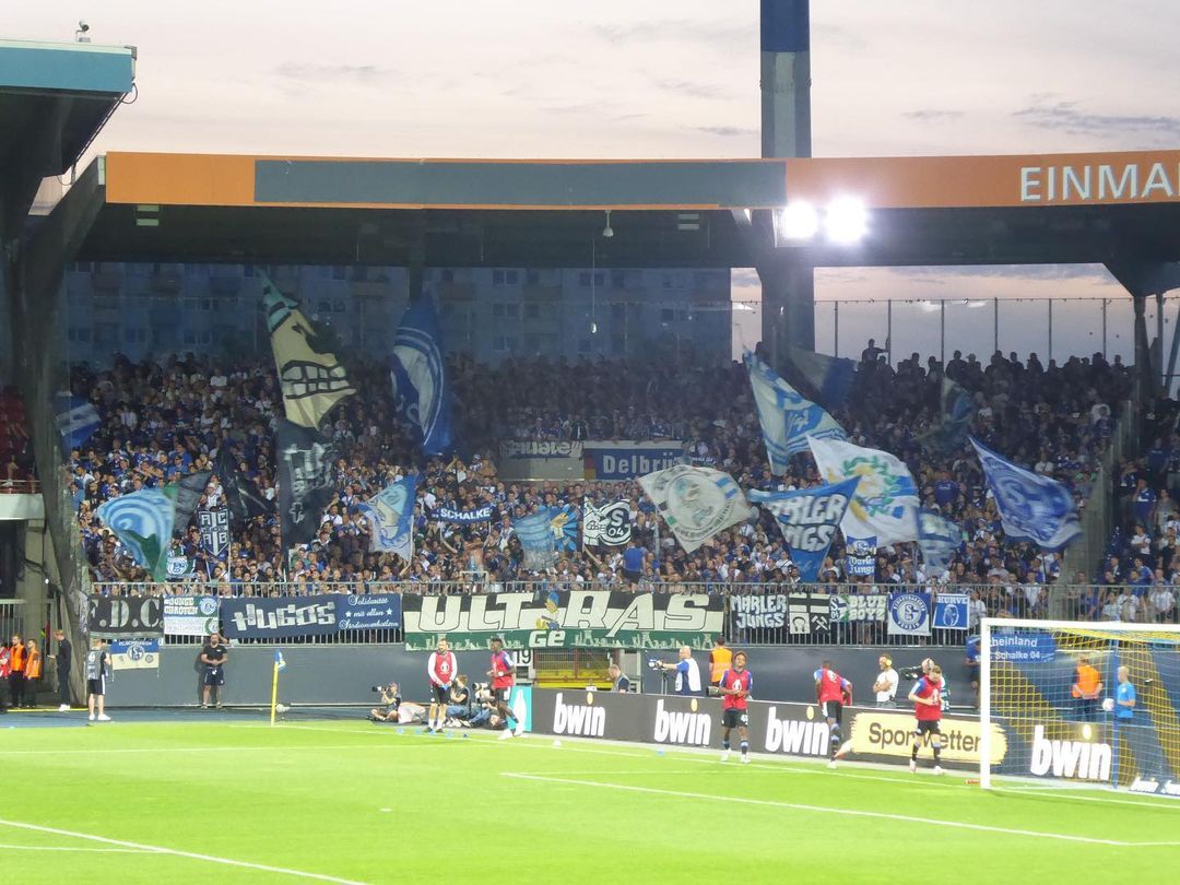 Eintracht Braunschweig – FC Schalke 04 1-3 (12)