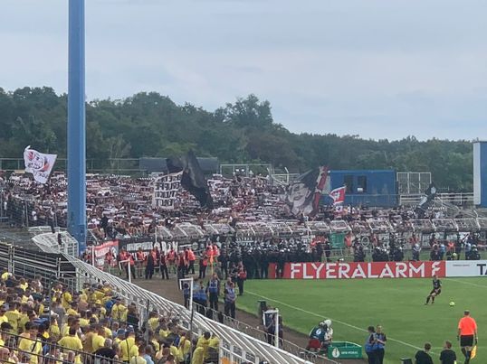 1. FC Lokomotive Leipzig – Eintracht Frankfurt 0-7 (18)