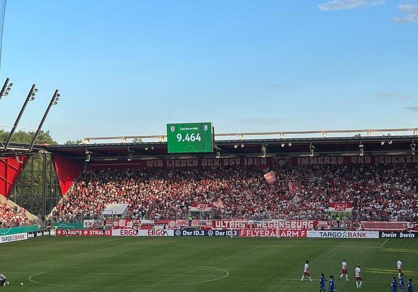 SSV Jahn Regensburg – 1. FC Magdeburg 1-2 (4)