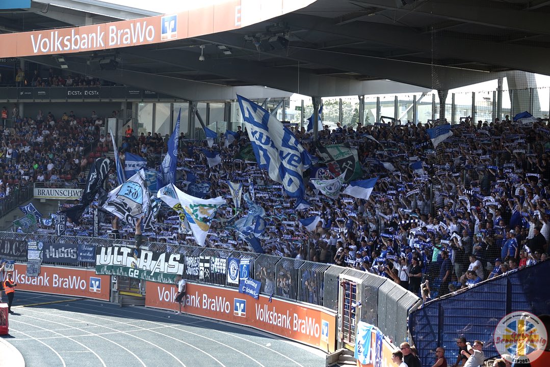 Eintracht Braunschweig – FC Schalke 04 1-0 (4)