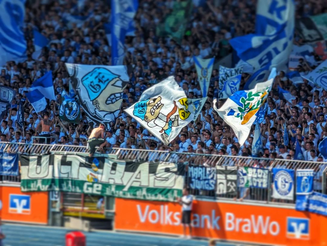 Eintracht Braunschweig – FC Schalke 04 1-0 (6)