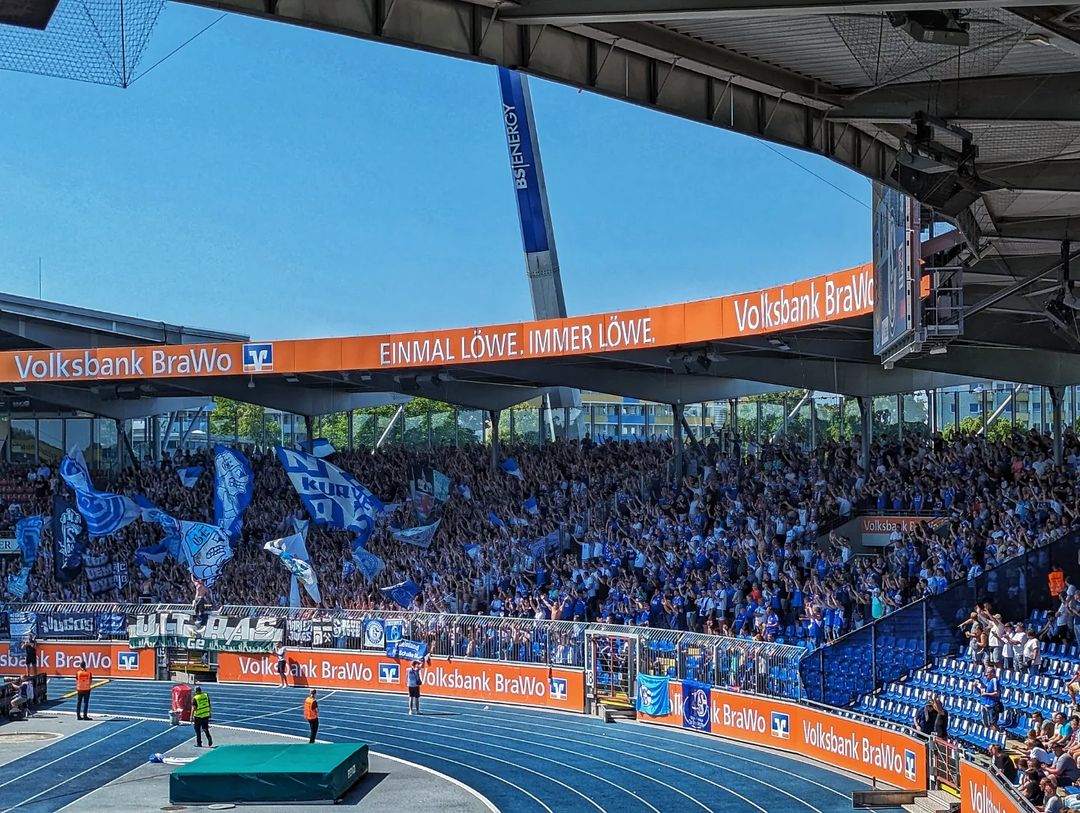 Eintracht Braunschweig – FC Schalke 04 1-0 (9)
