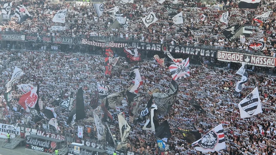 Eintracht Frankfurt – SV Darmstadt 98 1-0 (27)