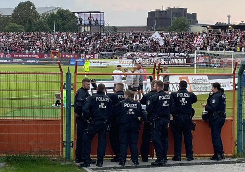Berliner FC Dynamo – FC Carl Zeiss Jena 2-1