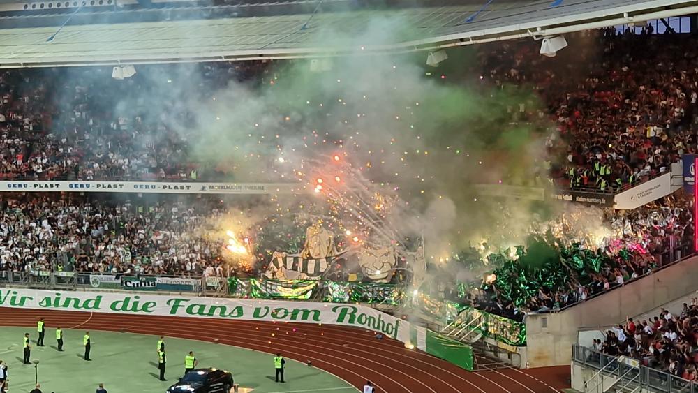 1. FC Nürnberg – SpVgg Fürth 1-1 (9)