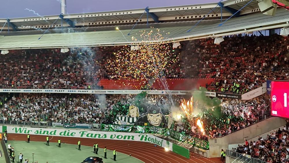 1. FC Nürnberg – SpVgg Fürth 1-1 (43)