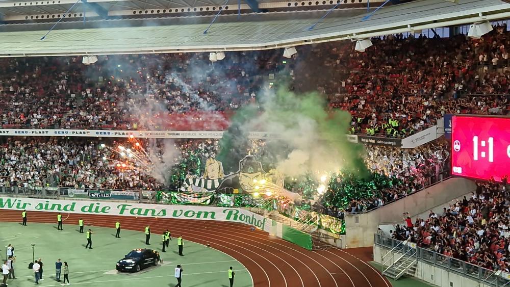 1. FC Nürnberg – SpVgg Fürth 1-1 (45)
