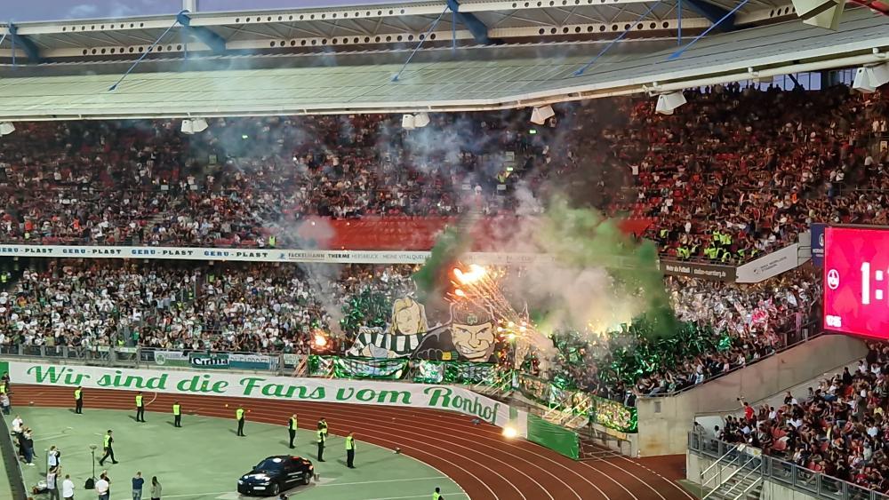 1. FC Nürnberg – SpVgg Fürth 1-1 (47)