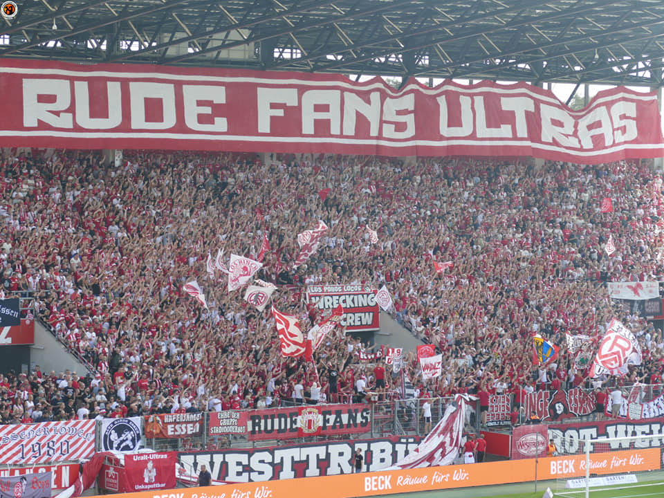Rot-Weiss Essen – SSV Jahn Regensburg 0-0 (4)
