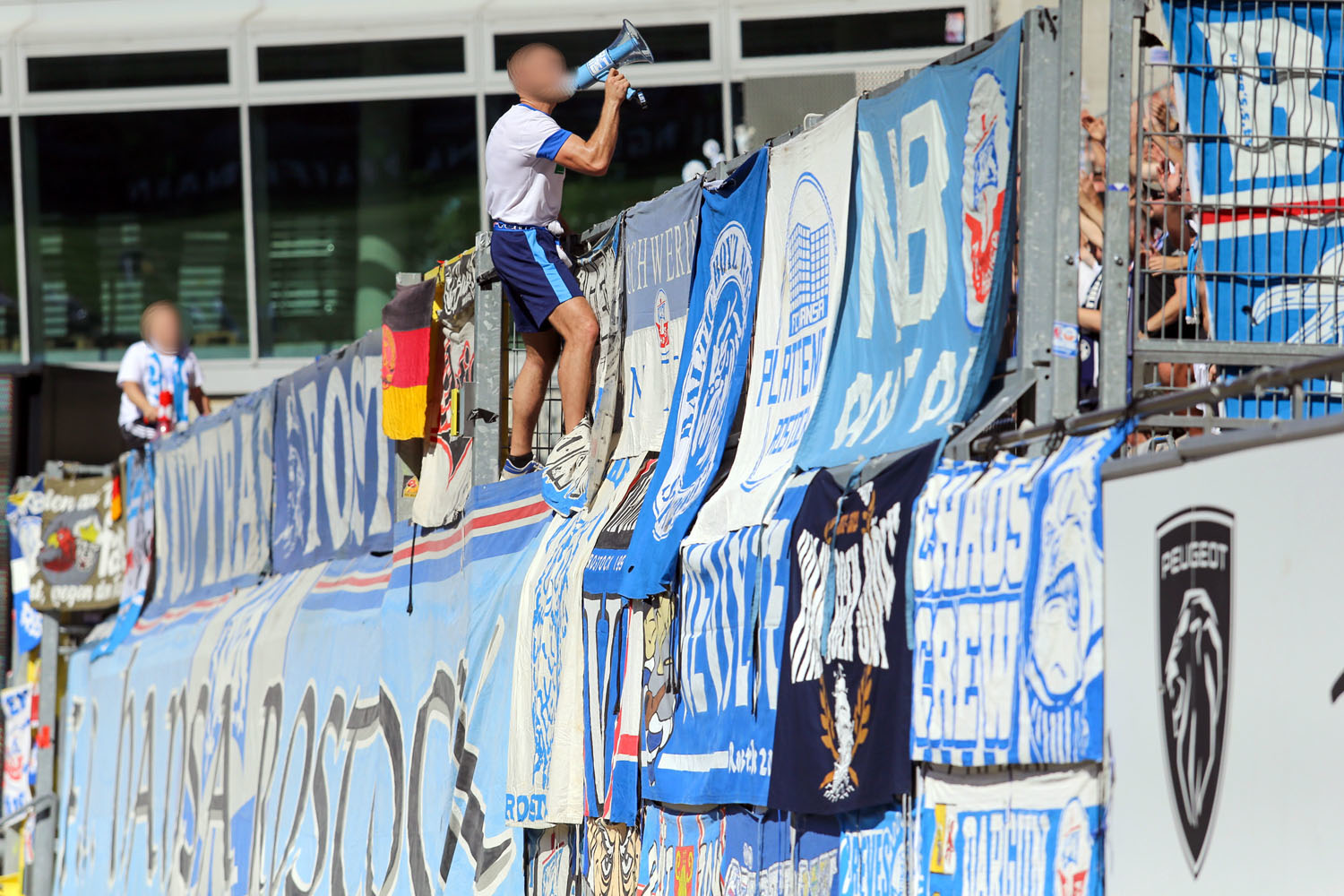 1. FC Kaiserslautern – FC Hansa Rostock 3:1 (4)