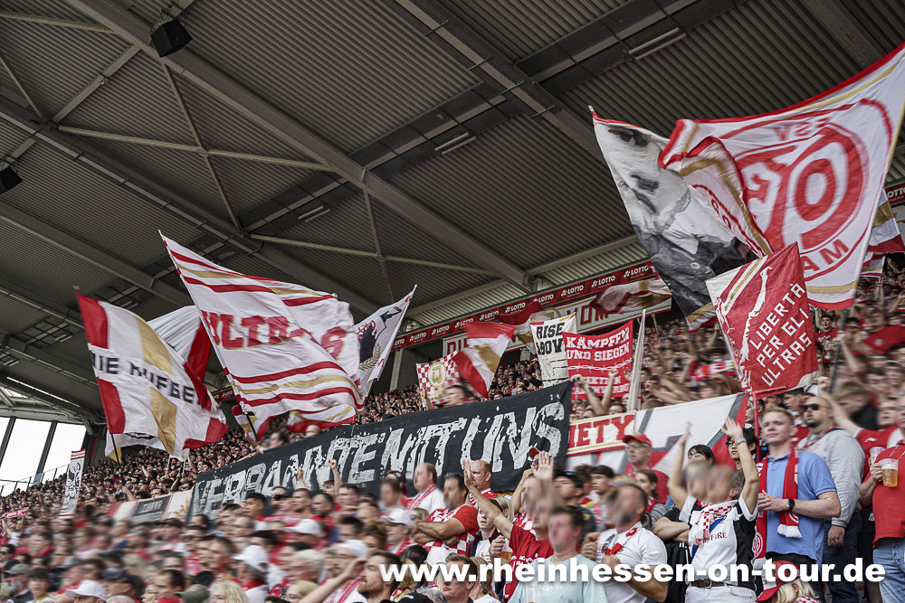 1. FSV Mainz 05 – Bayer 04 Leverkusen 0-3 (8)
