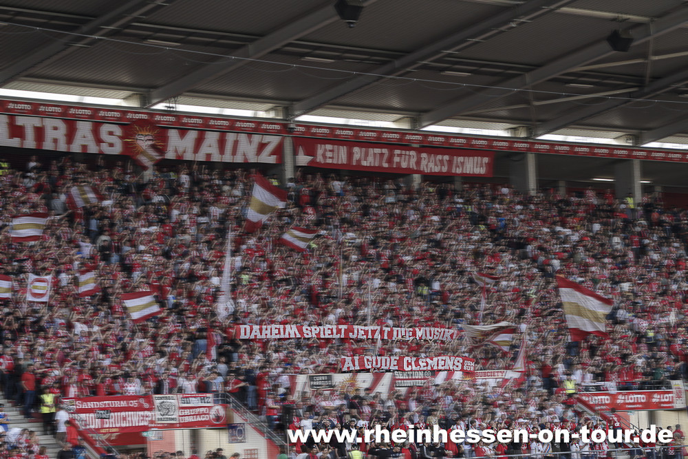 1. FSV Mainz 05 – Bayer 04 Leverkusen 0-3 (19)