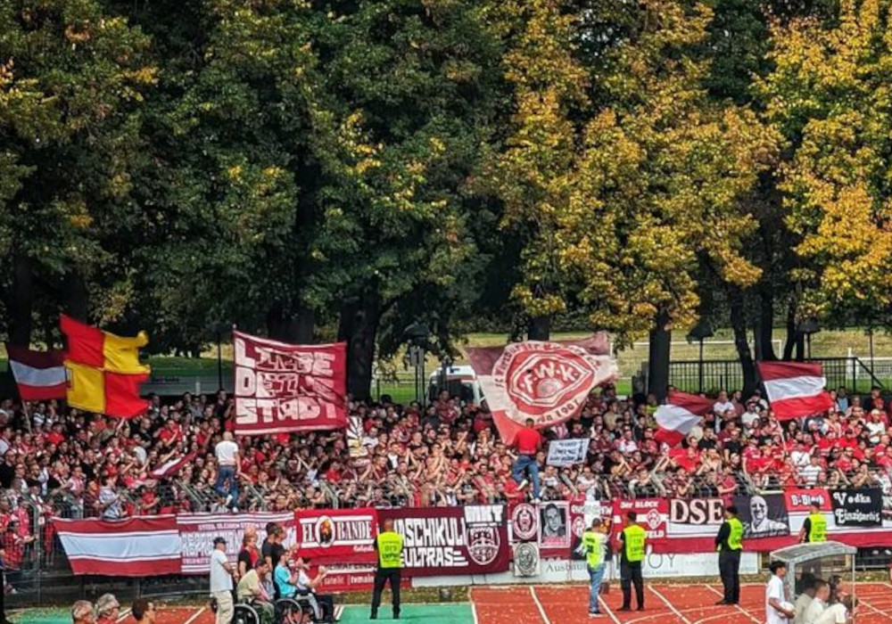 Gästefans | 1. FC Schweinfurt 05 – Würzburger Kickers (03.10.2023) 0-2