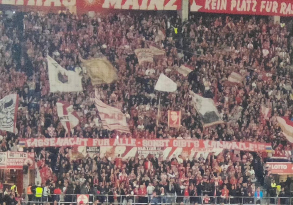 1. FSV Mainz 05 – FC Bayern München 1-3 (9)