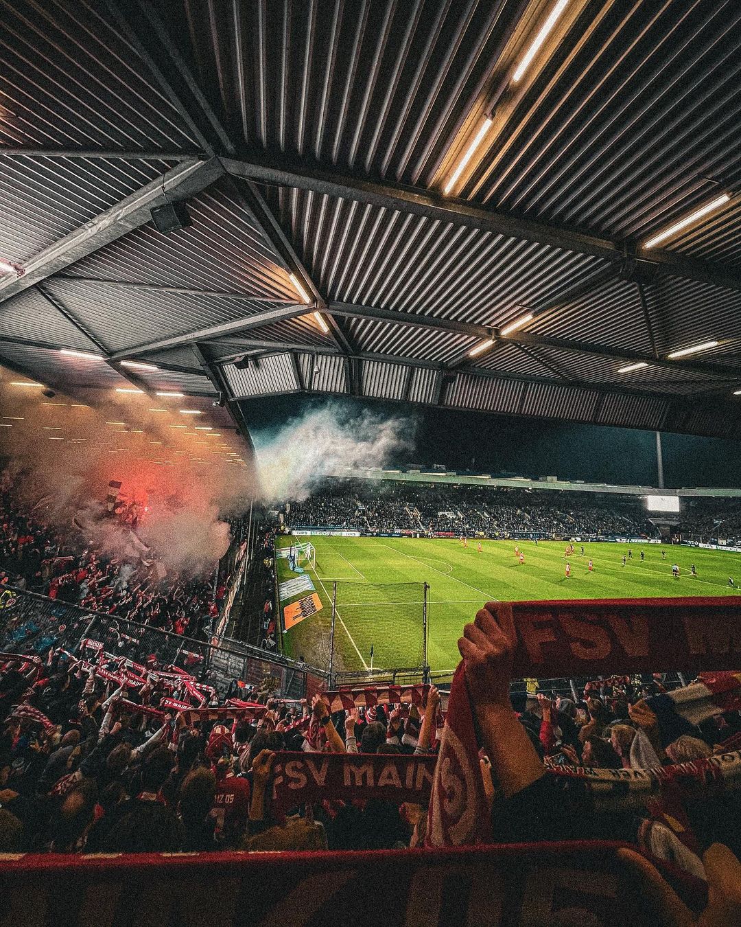 VfL Bochum – 1. FSV Mainz 05 2-2 (54)