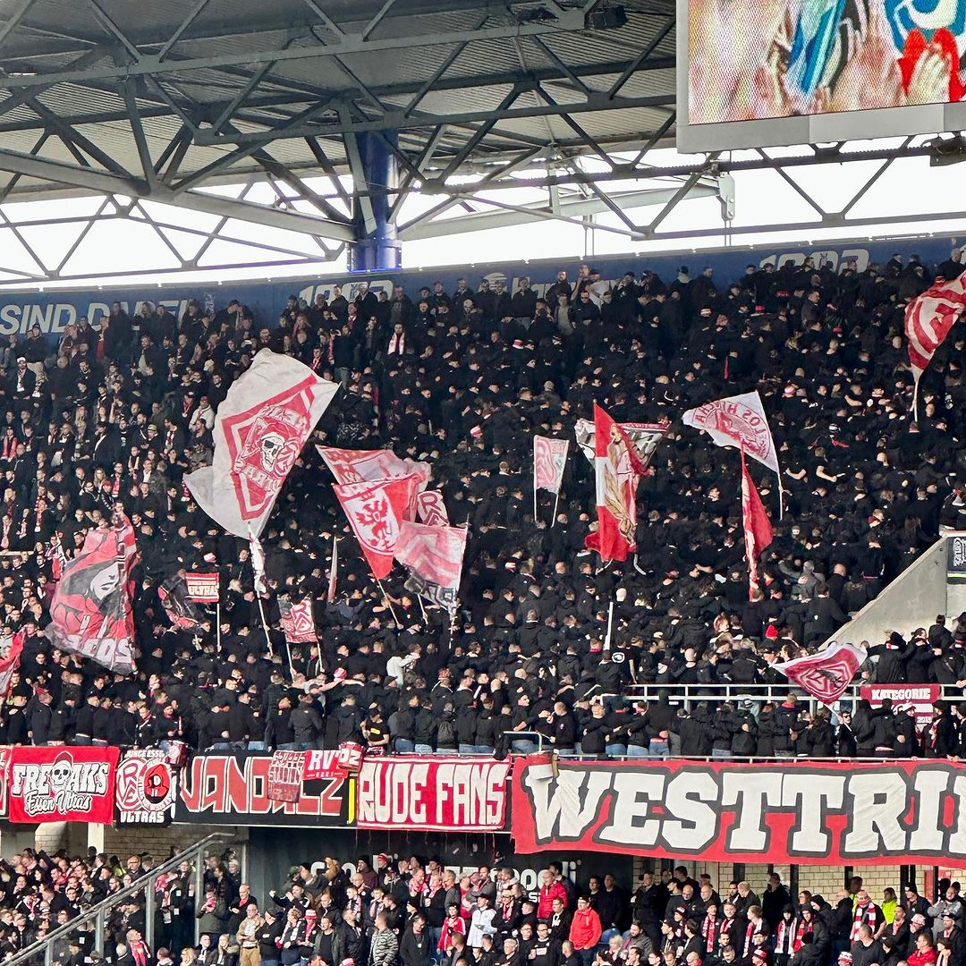 MSV Duisburg – Rot-Weiss Essen 1-2 (21)