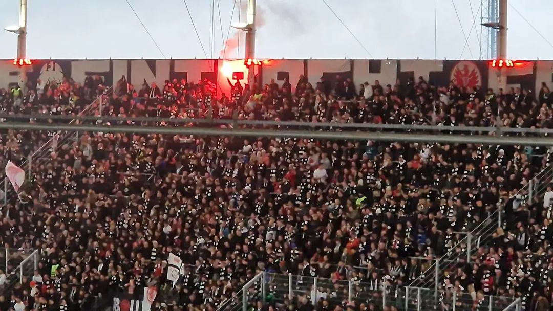 Eintracht Frankfurt – Borussia Dortmund 3-3 (11)