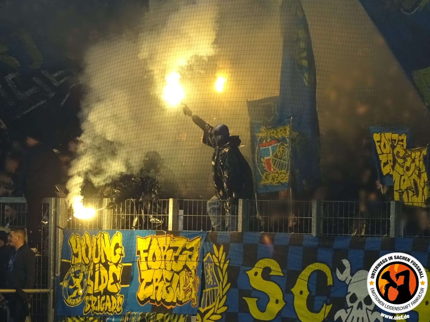 1. FC Saarbrücken – FC Bayern München 2-1 (12)