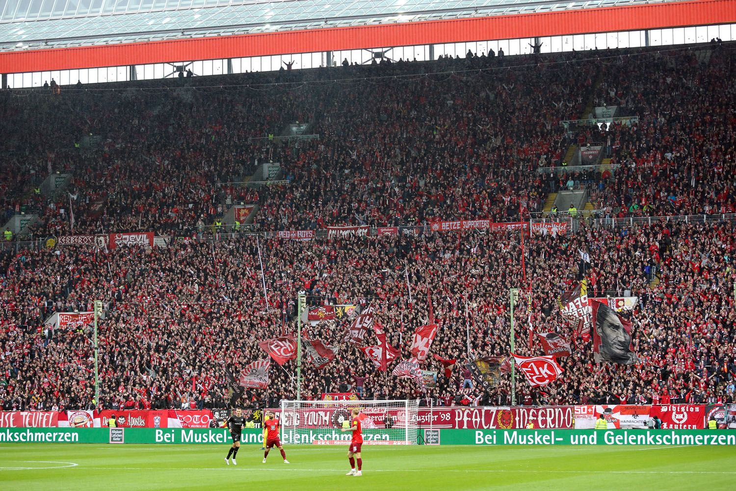 1. FC Kaiserslautern – SpVgg Fürth 0-2 (2)