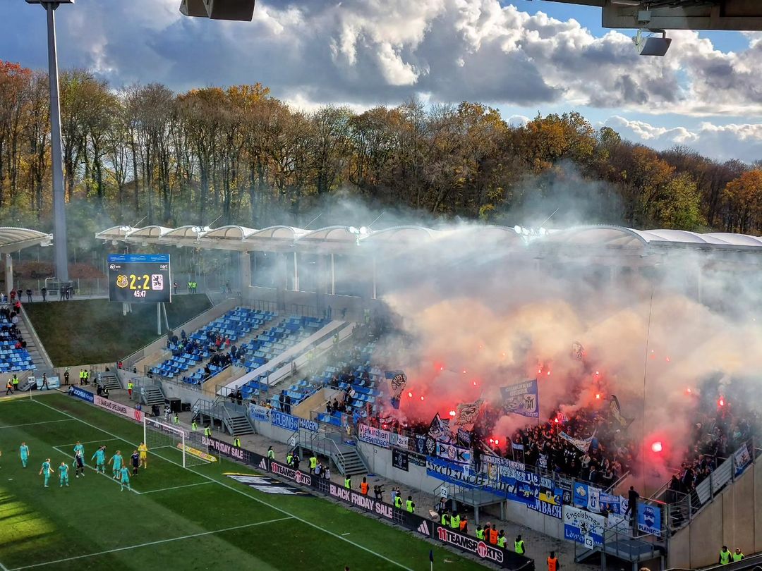 1. FC Saarbrücken – TSV 1860 München 2-3 (8)