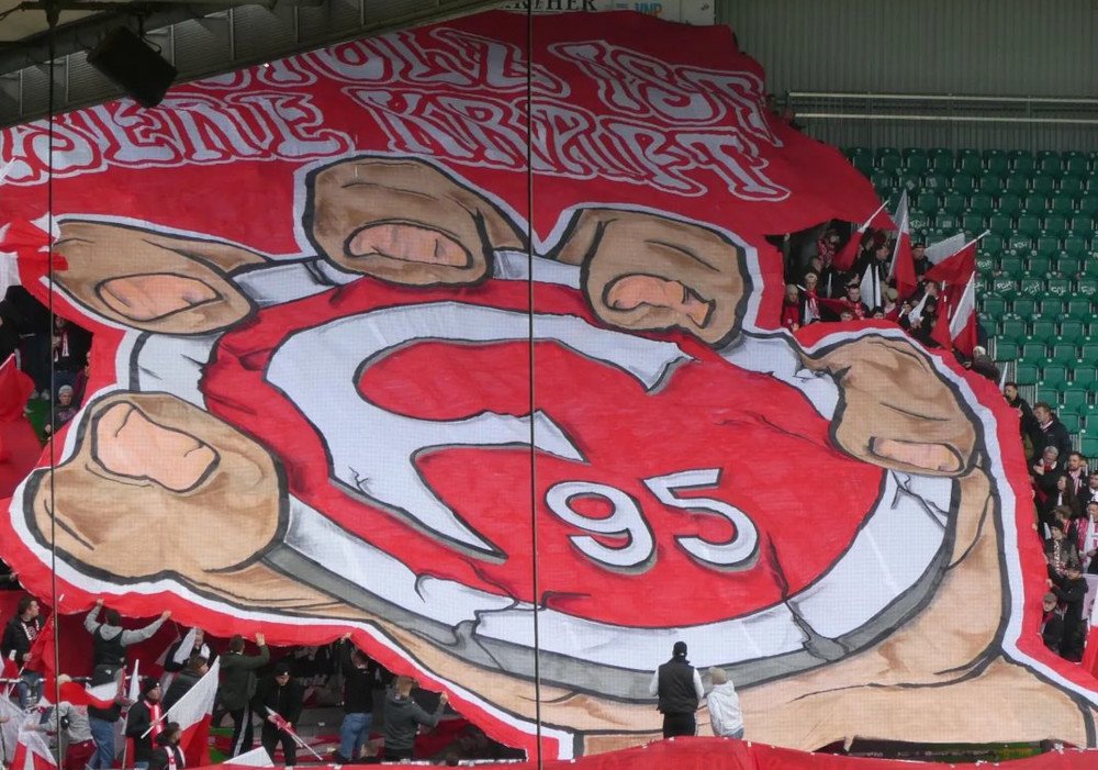 Gästefans | SpVgg Fürth – Fortuna Düsseldorf (12.11.2023) 1-0