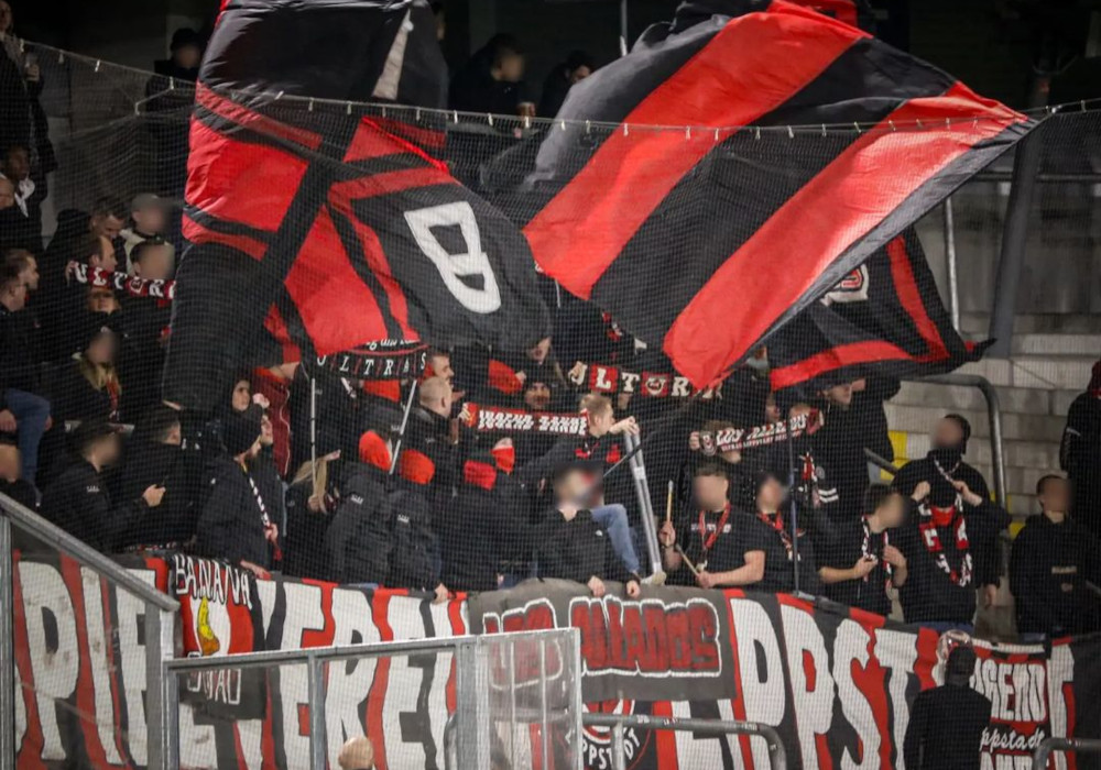 Gästefans | SC Paderborn II – SV Lippstadt 08 (20.11.2023) 1-1
