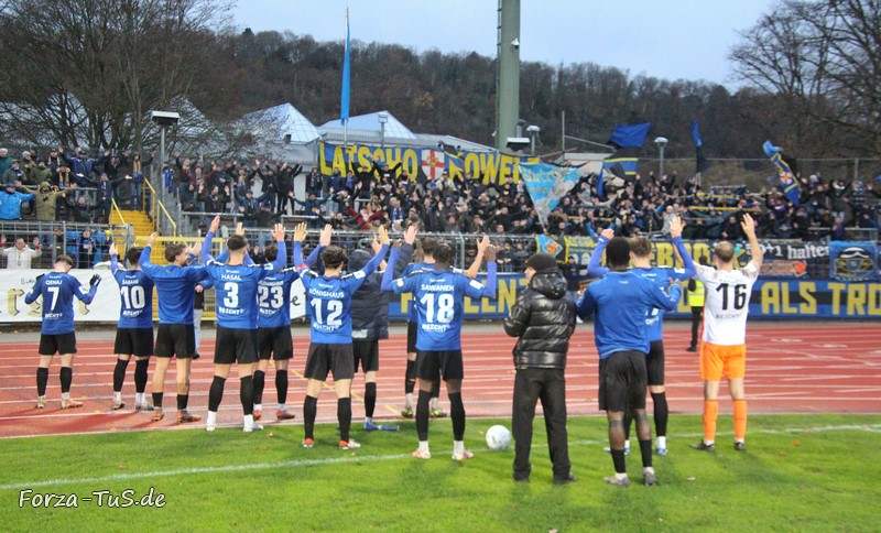 TuS Koblenz – Stuttgarter Kickers 0-0 (4)