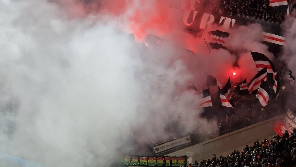 Eintracht Frankfurt – PAOK Saloniki 1-2 (3)