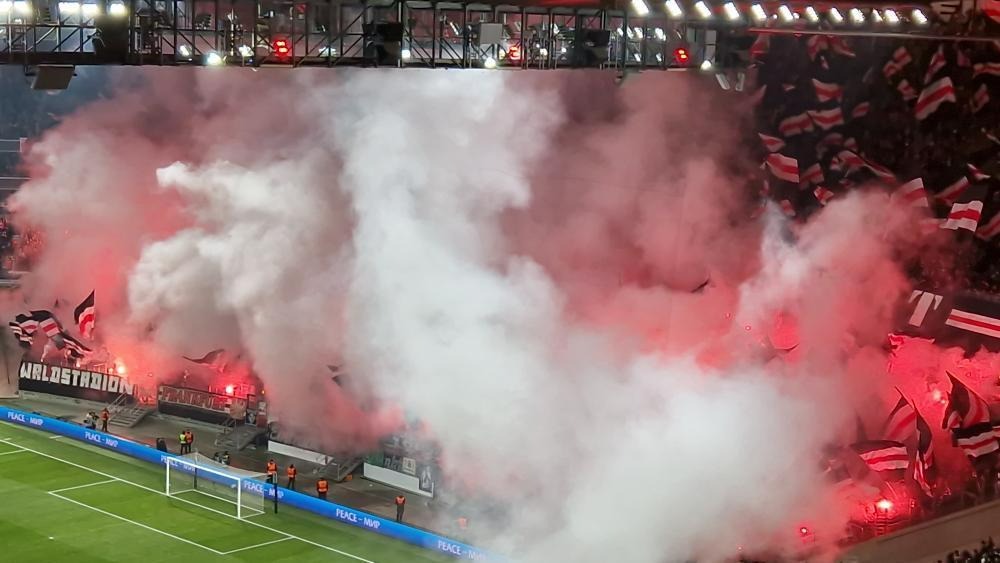 Eintracht Frankfurt – PAOK Saloniki 1-2 (4)