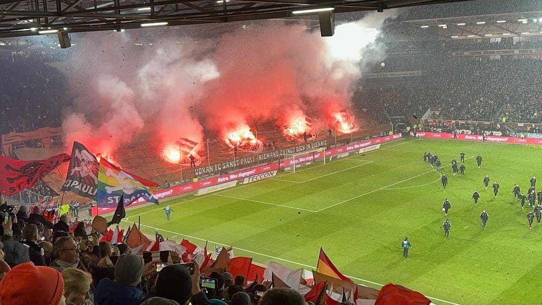 FC St. Pauli – Hamburger SV (15)