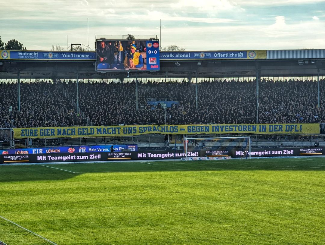 Eintracht Braunschweig – 1. FC Kaiserslautern 2-1 (5)