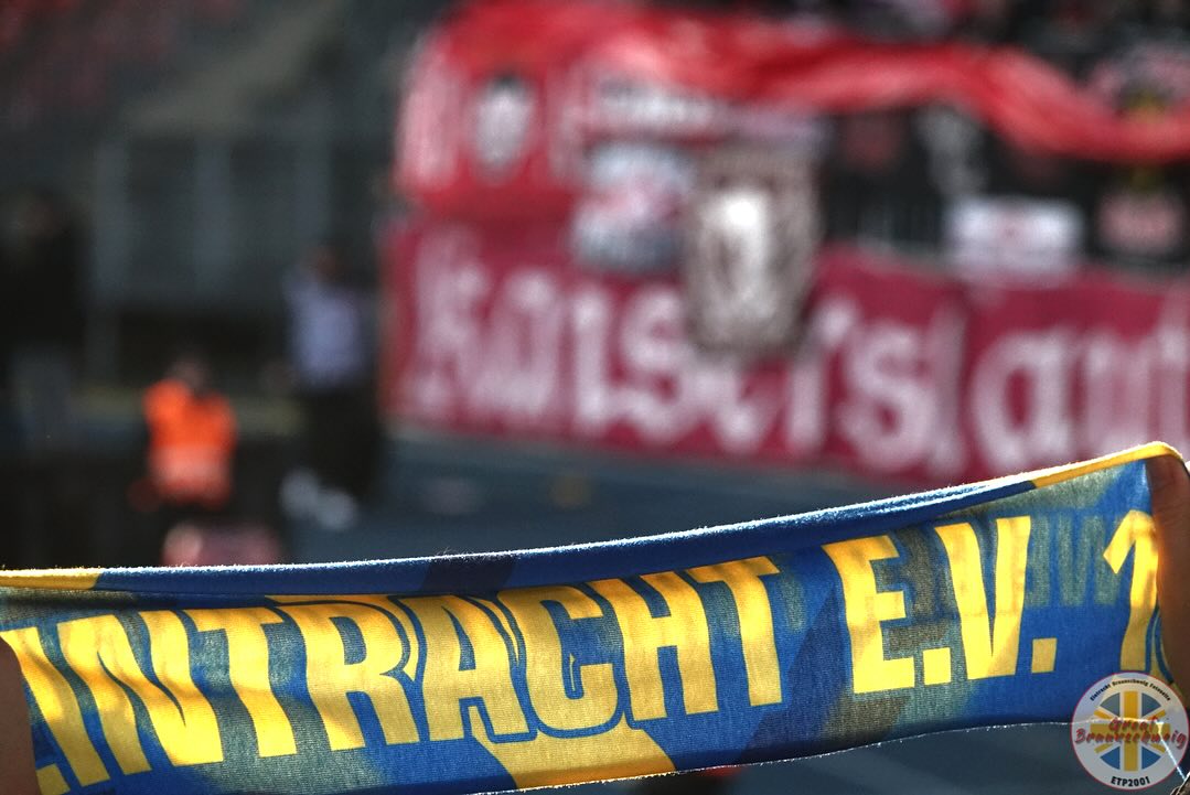 Eintracht Braunschweig – 1. FC Kaiserslautern 2-1 (11)