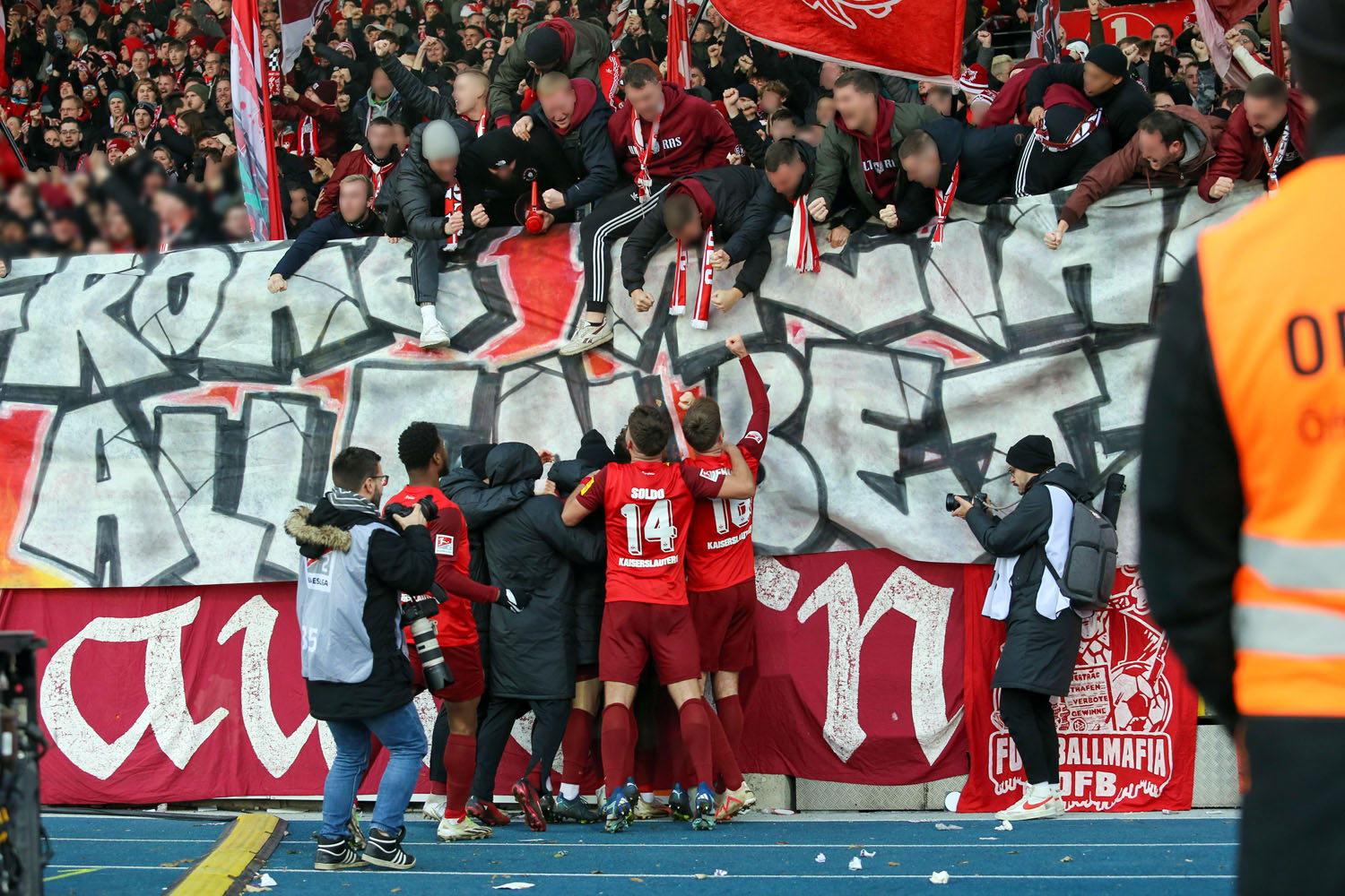 Eintracht Braunschweig – 1. FC Kaiserslautern 2-1 (9)