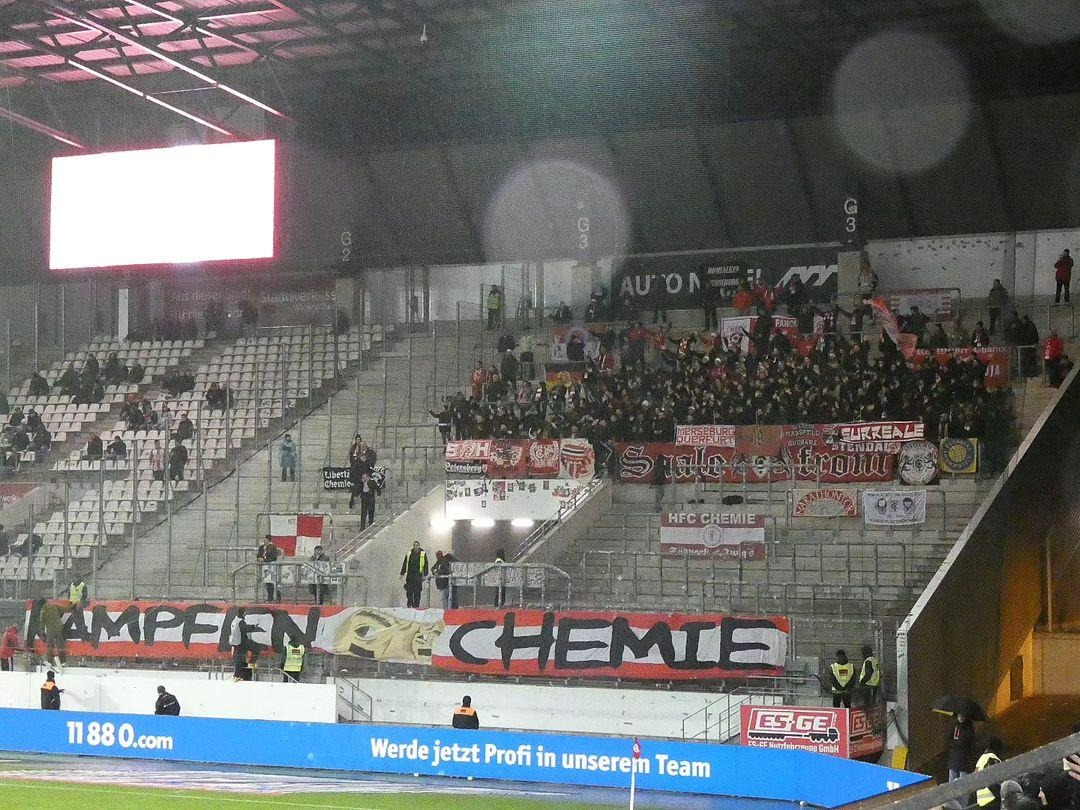 Rot-Weiss Essen -Hallescher FC (3)