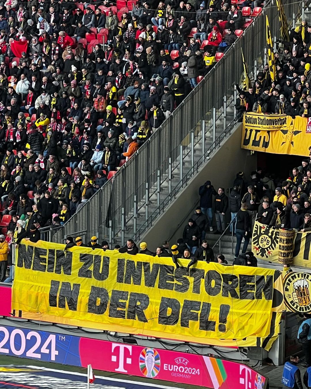 1. FC Köln – Borussia Dortmund 0-4 (14)
