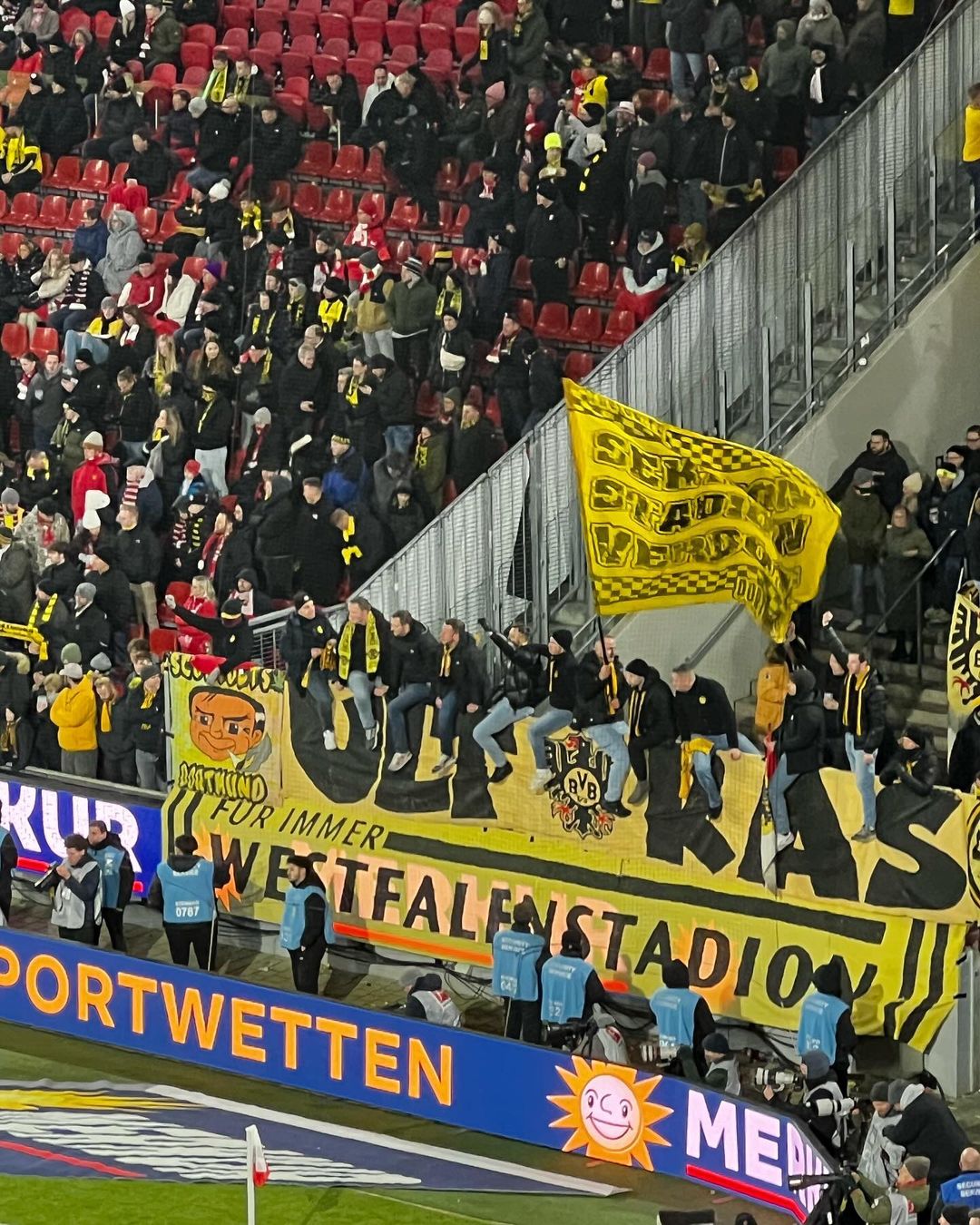 1. FC Köln – Borussia Dortmund 0-4 (16)