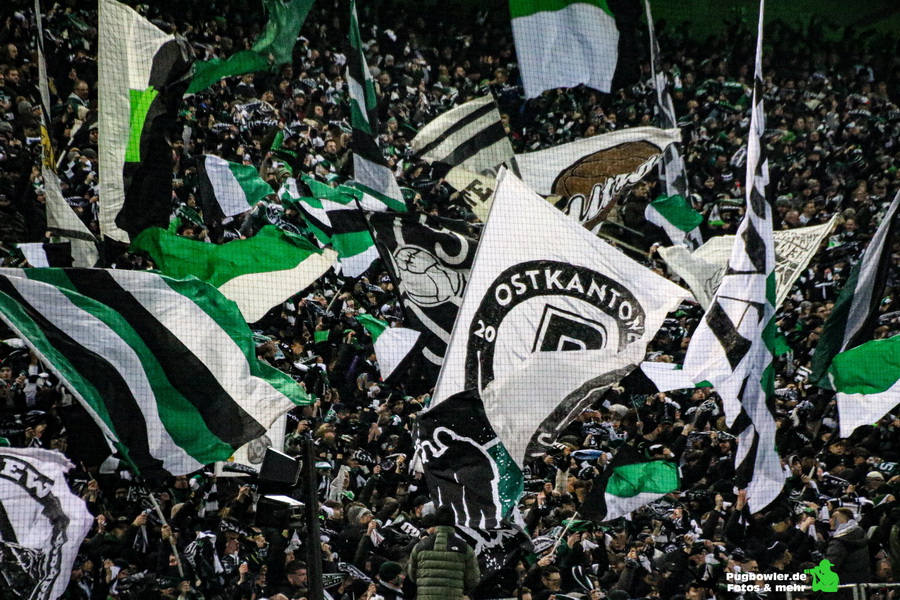 Borussia Mönchengladbach – FC Augsburg 1-2 (17)