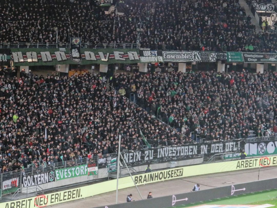 Hannover 96 – 1. FC Nürnberg 3-0 (16)