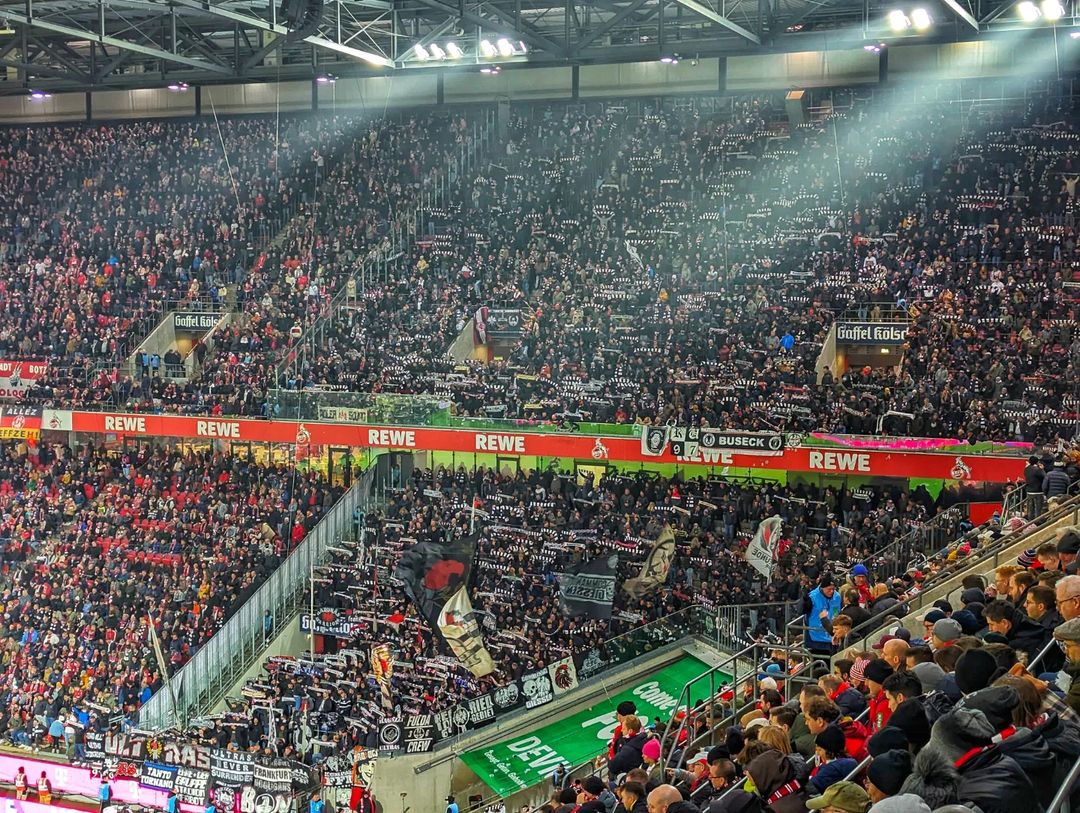 1. FC Köln – Eintracht Frankfurt 2-0 (4)