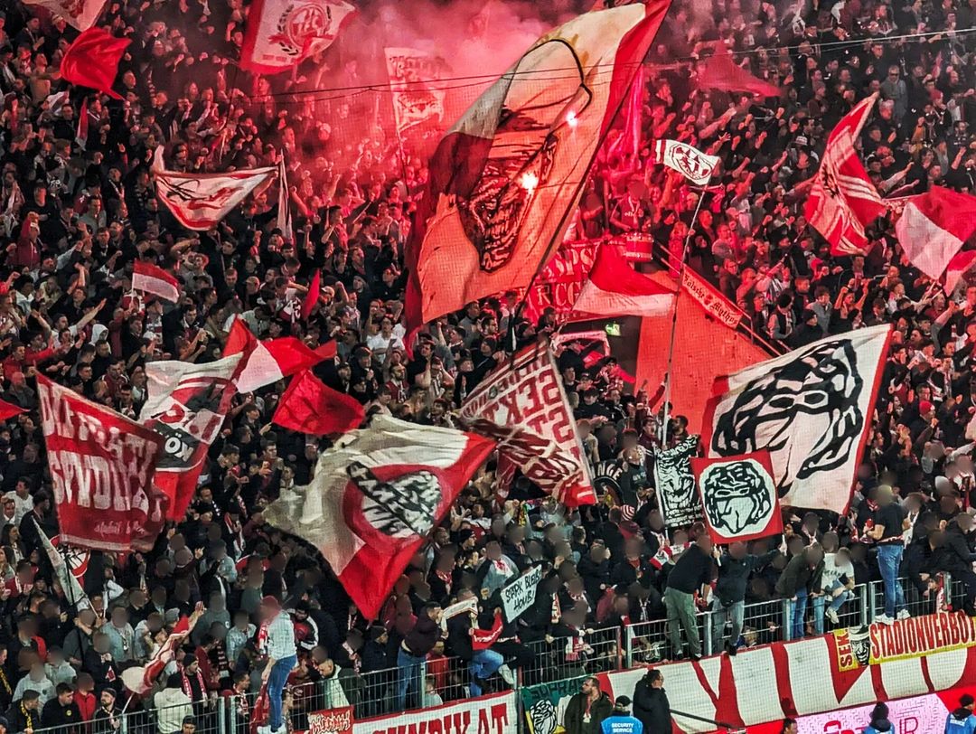 1. FC Köln – Eintracht Frankfurt 2-0 (43)