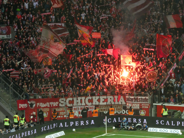 Bayer 04 Leverkusen – FC Bayern München 3-0 (13)