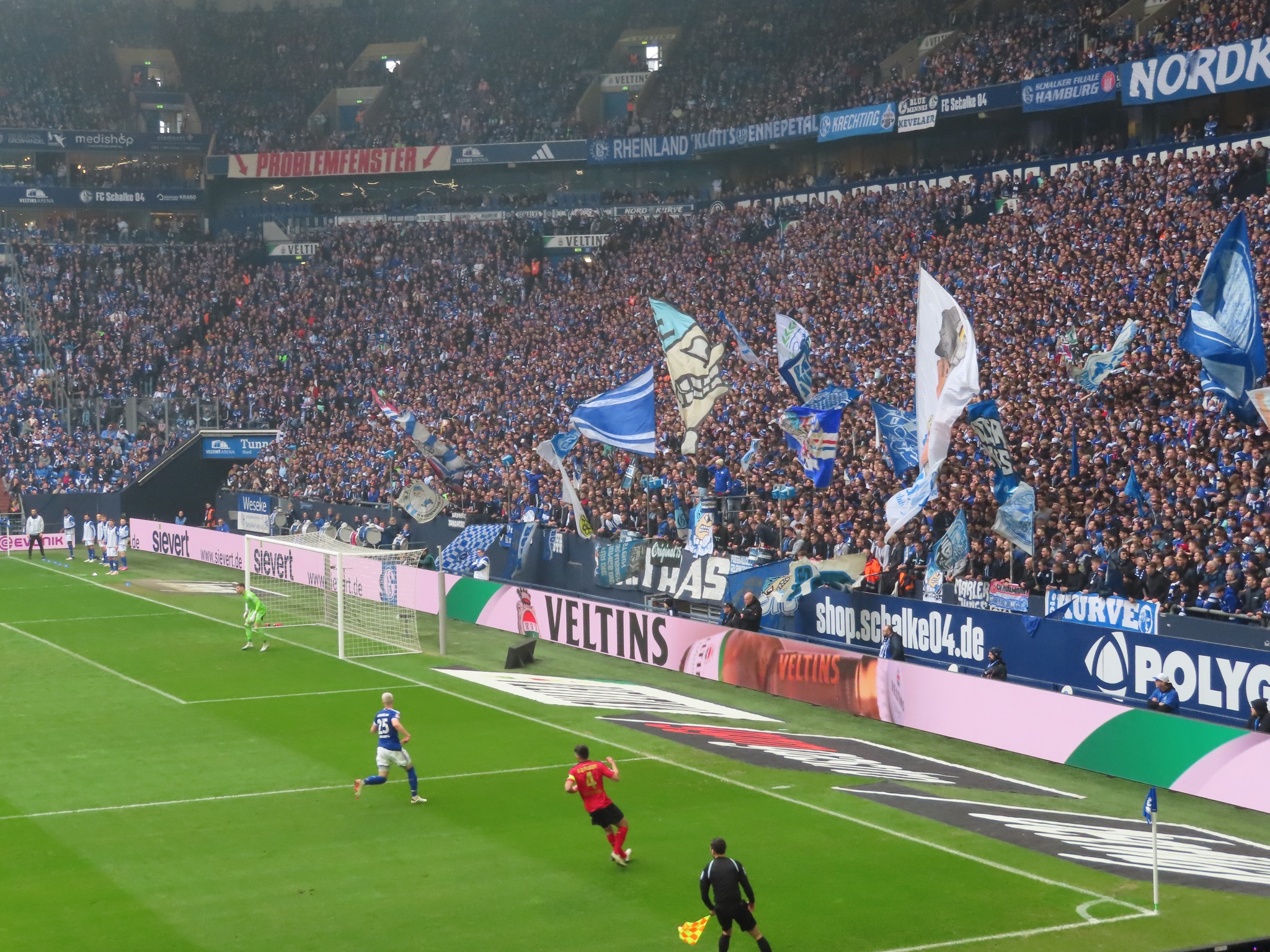 FC Schalke 04 – SV Wehen 1-0 (4)