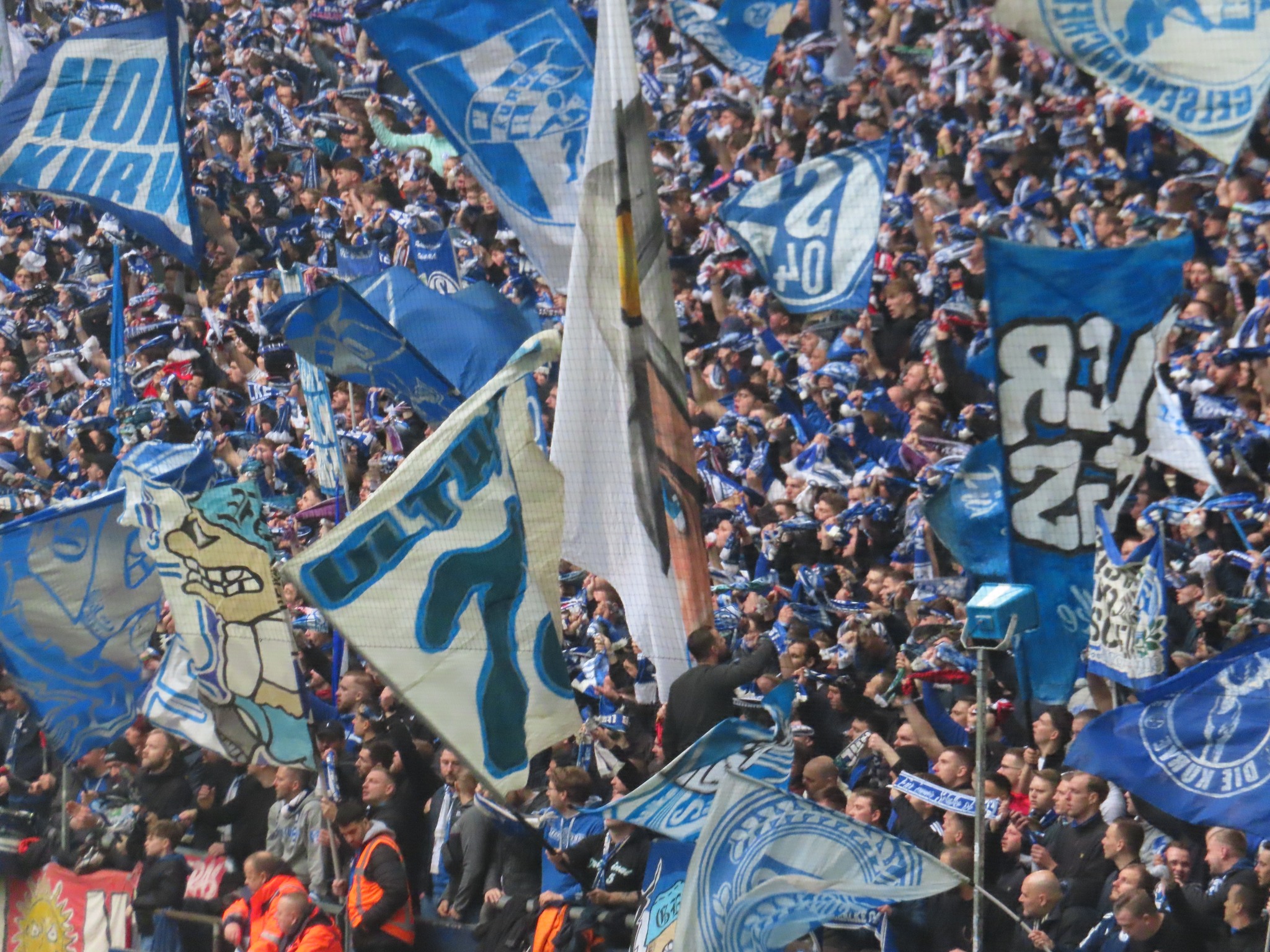 FC Schalke 04 – SV Wehen 1-0 (5)